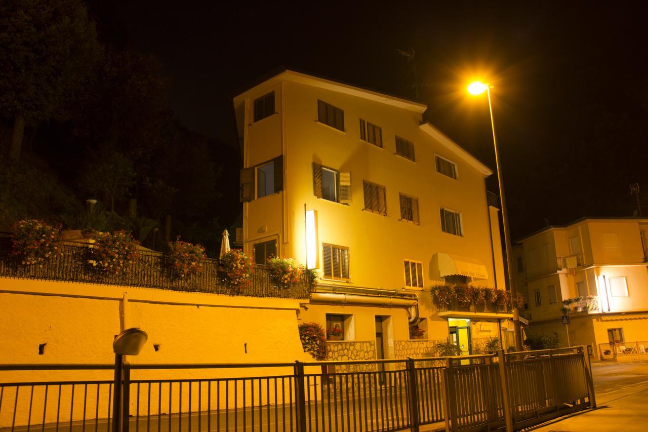 Albergo Terme Santamaria คาสเตลฟอร์เต ภายนอก รูปภาพ